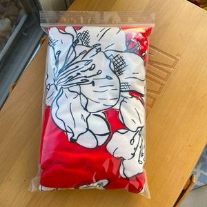 Lularoe TC Leggings - Red and White Floral Pair